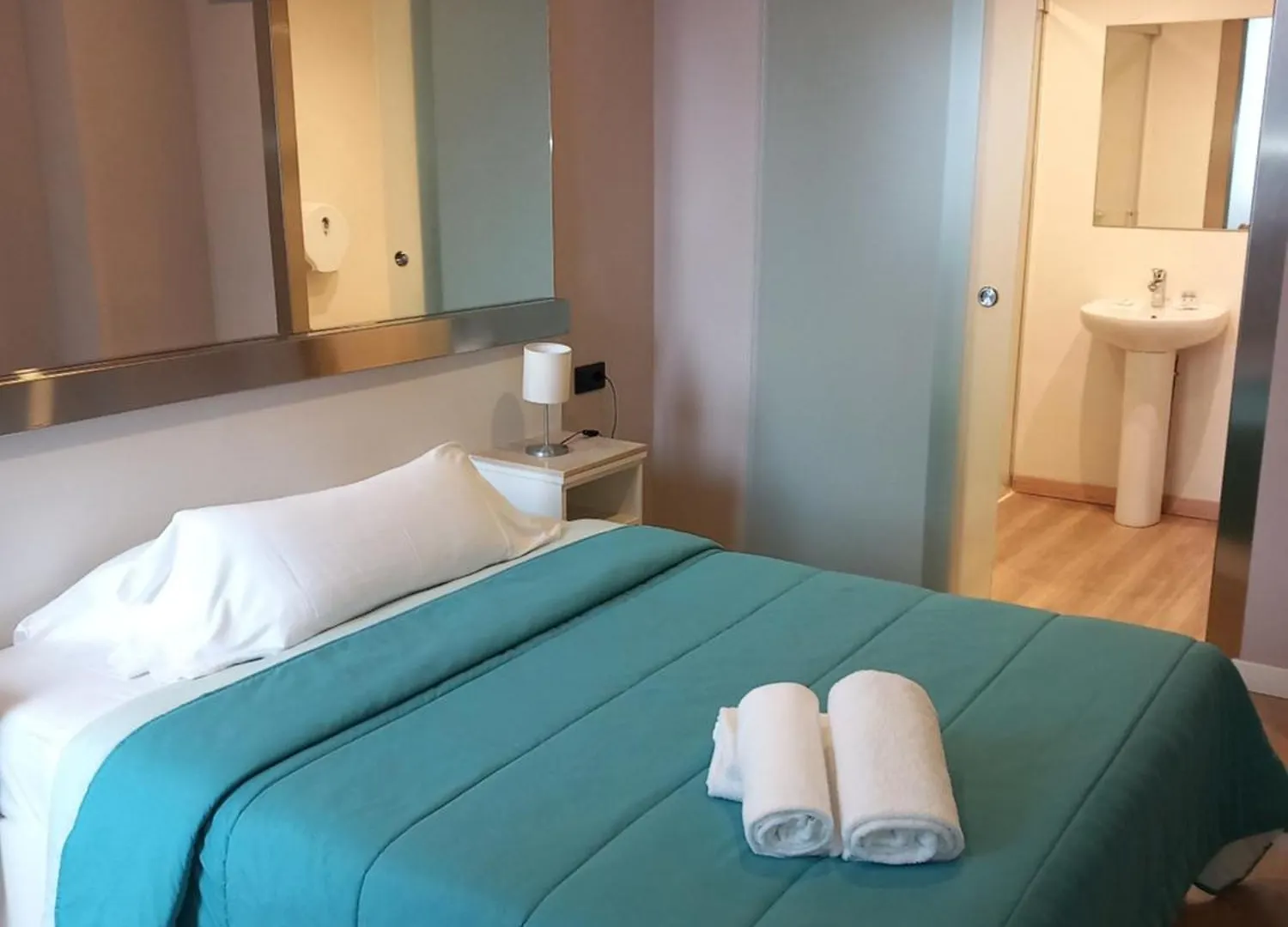 Aparthotel Montcada